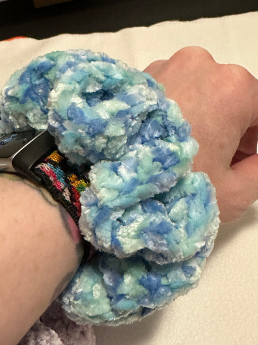 Ocean Scrunchie